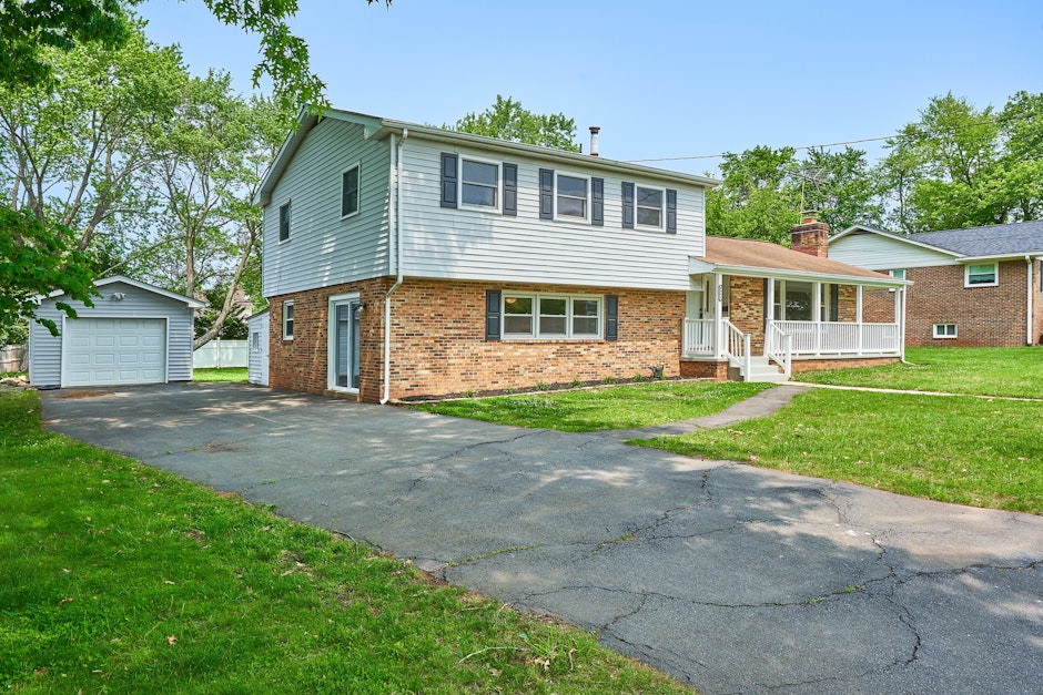 8904 Hazel Drive, Manassas, VA 20110, Presented by Jamie Cook, Treck